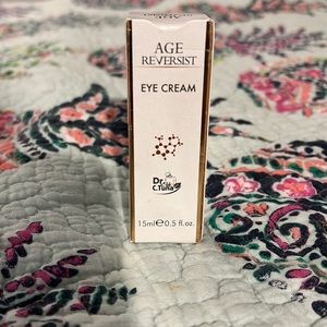 Age Reversist Eye Crème 0.5 oz New in box sealed